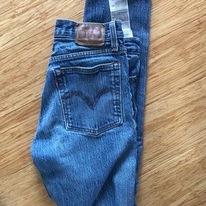 Wedgie Fit Levi’s